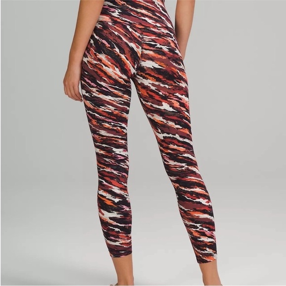 lululemon Align High-Rise Pant 25" in Tiger Tide Smoky Red Multi Size 8 - Picture 2 of 6